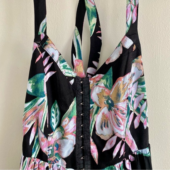 Urban Outfitters Kimchi Blue Bermuda Nights Midi Dress Size 6 - Picture 4 of 9